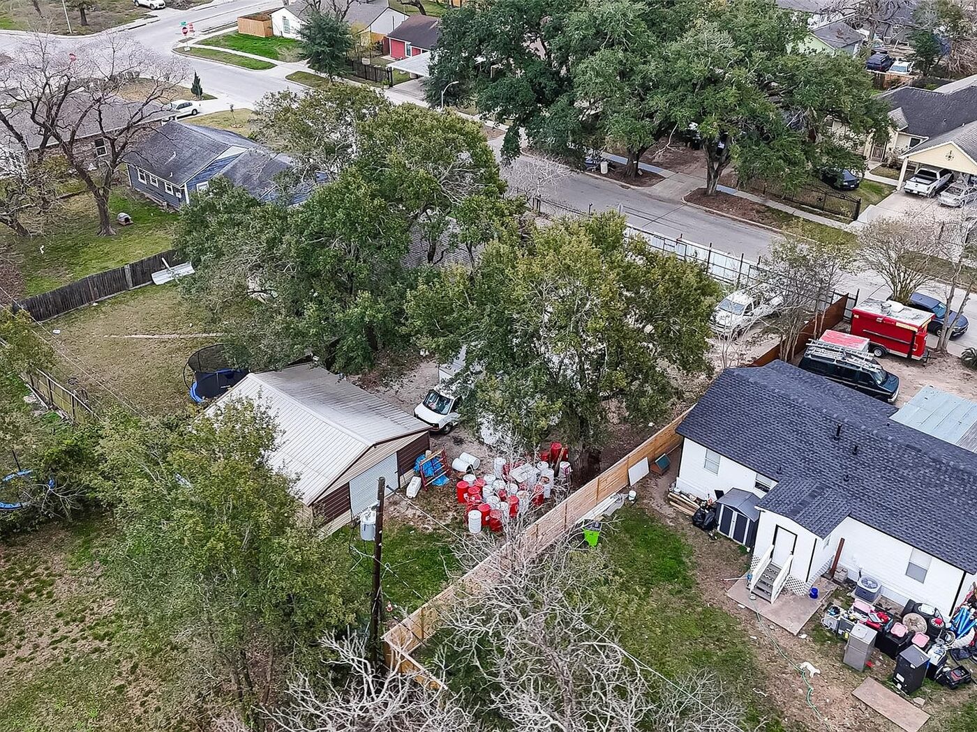 5931 Southmund St listing photo 1