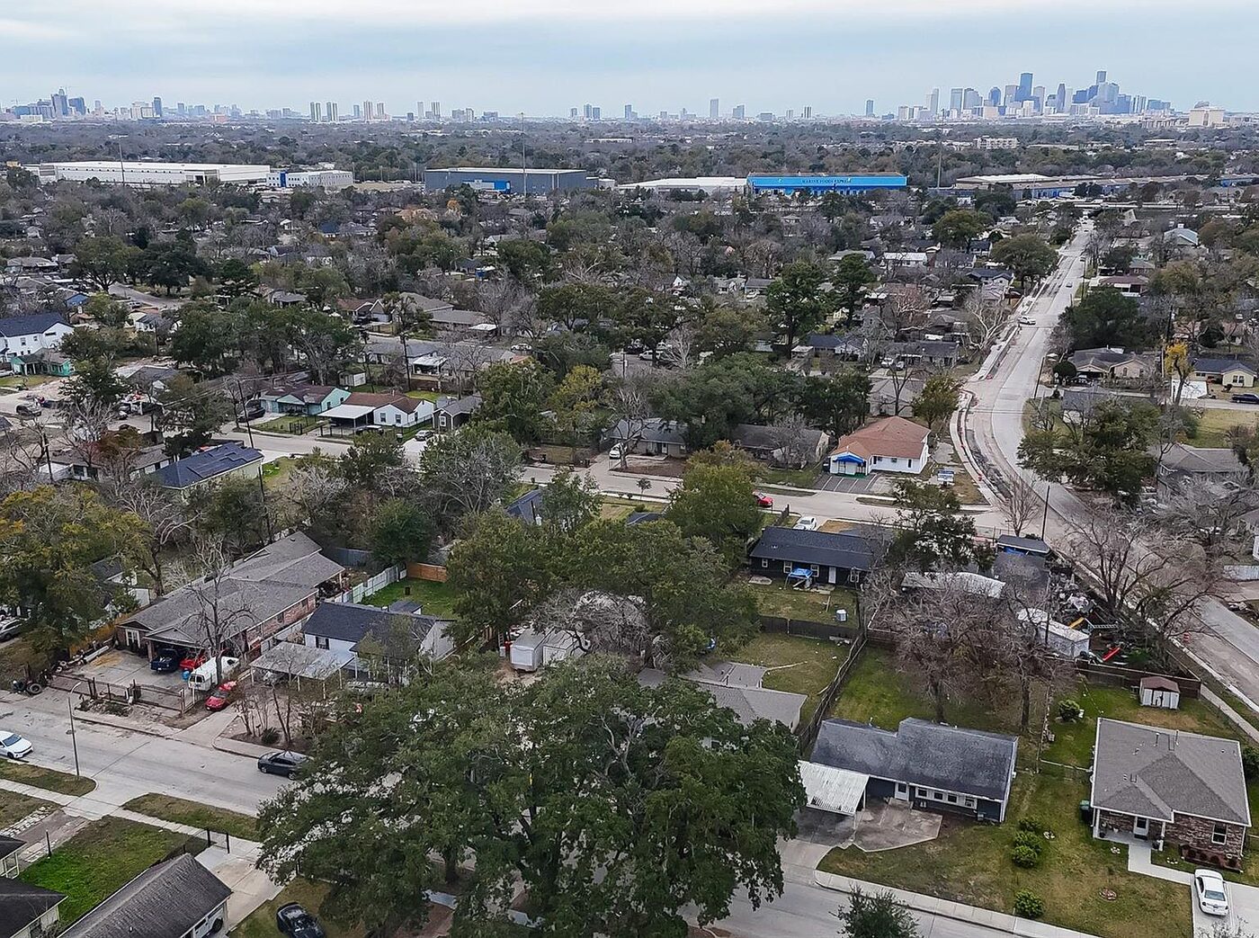 5931 Southmund St listing photo 3
